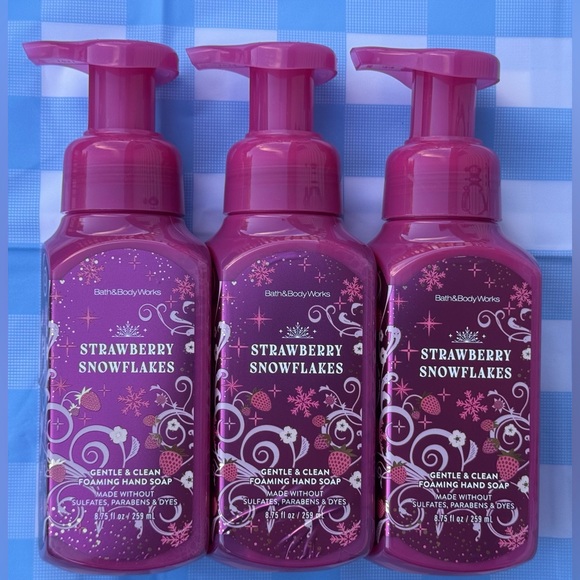 Bath & Body Works Other - NEW B&BW (3) Strawberry Snowflakes Foaming Hand Soaps